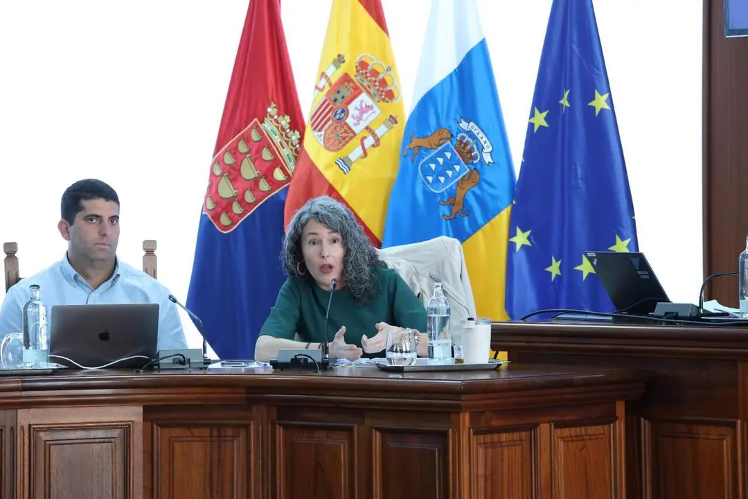 f8749d8b-070a-44a3-b59b-08ef03500c7b