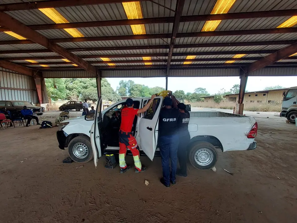 Bomberos de Lanzarote en Gambia (4)