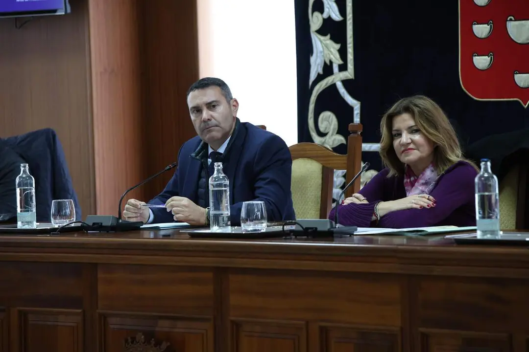 PLENO EXTRAORDINARIO CABILDO  (27)