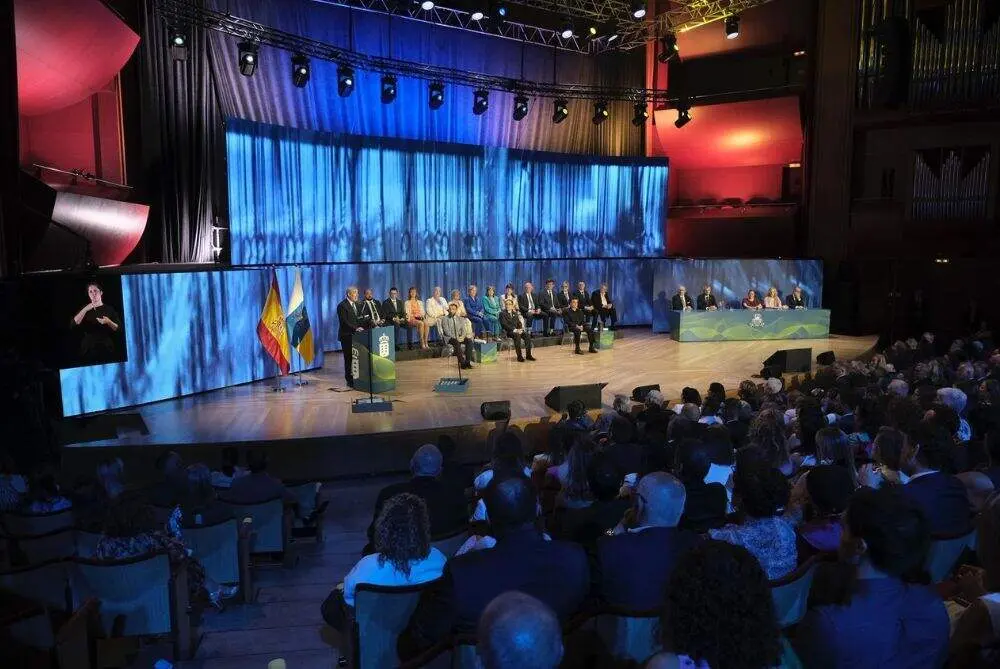 Celebraci&oacute;n institucional del D&iacute;a de Canarias