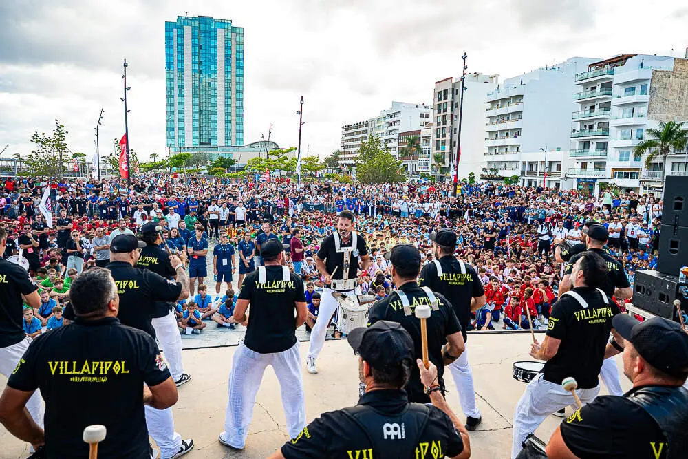 LIC Inauguración + Villa Pipol