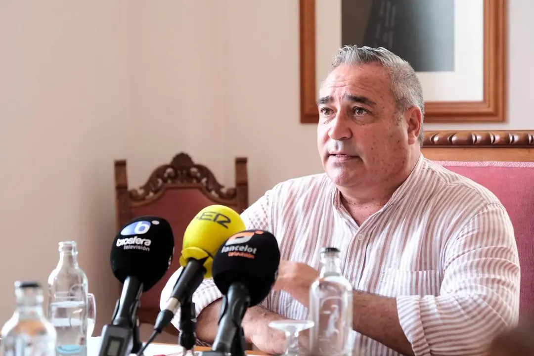 El consejero de los CACT, &Aacute;ngel V&aacute;zquez (2)