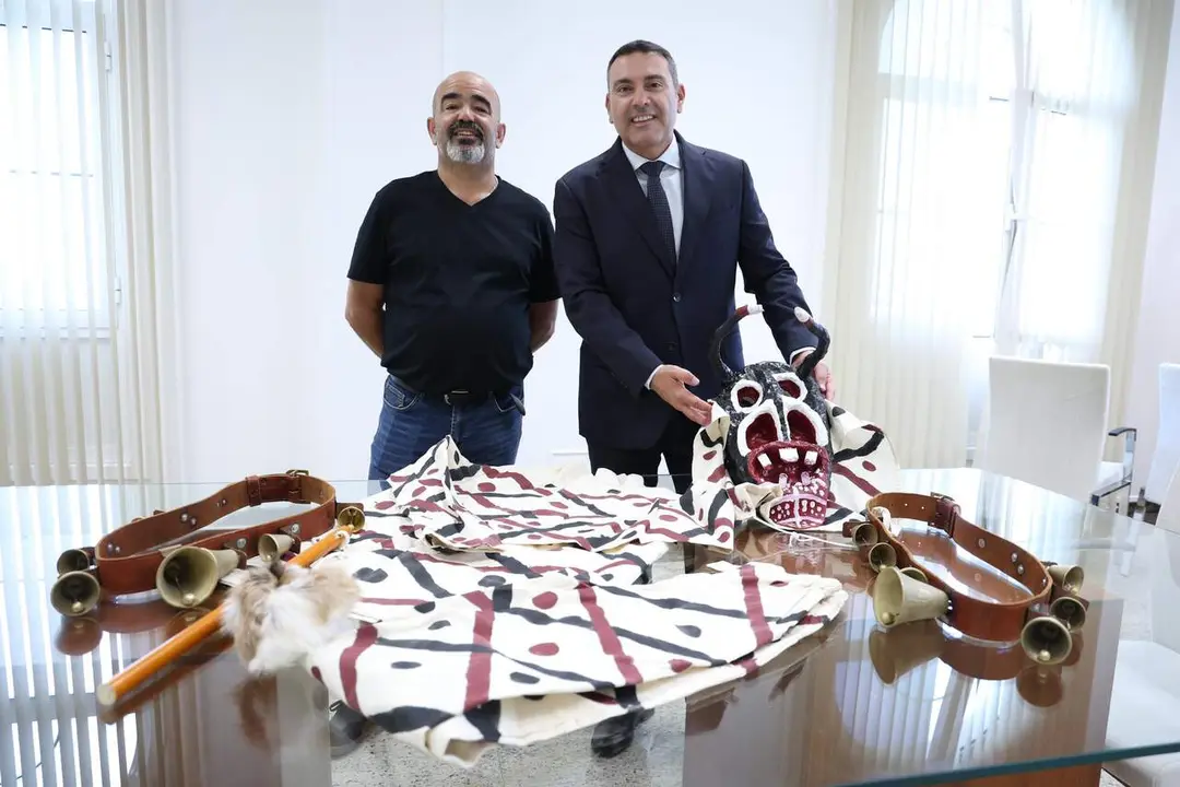 VESTIMENTA LOS DIABLETES (1)