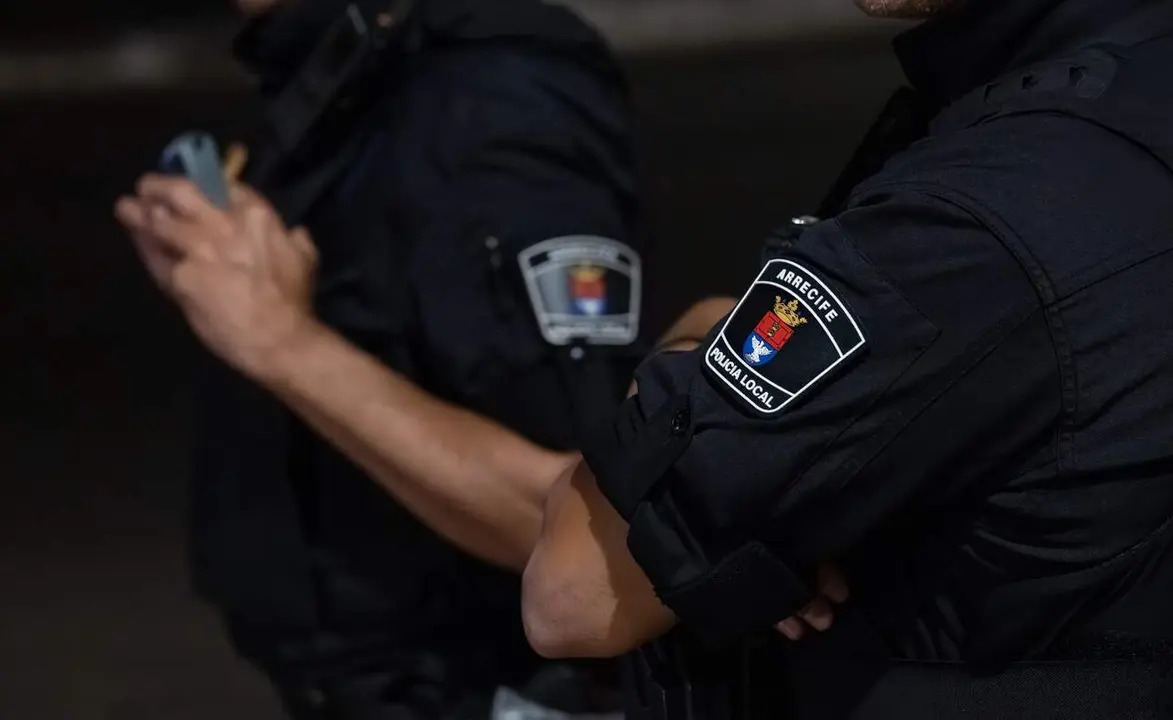 La intervenci&oacute;n de la Polic&iacute;a Local de Arrecife permiti&oacute; la detenci&oacute;n de los intervinientes en esta agresi&oacute;n con arma blanca