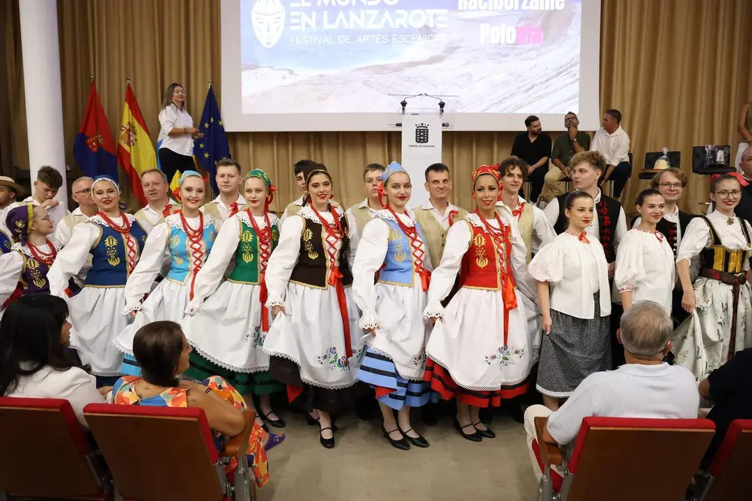 III FESTIVAL INTERNACIONAL DE ARTES ESC&Eacute;NICAS 'EL MUNDO EN LANZAROTE'   (10)