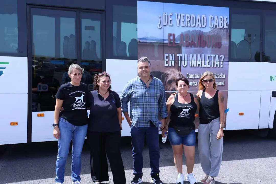 CAMPA&Ntilde;A CONTRA EL ABANDONO ANIMAL  (1) (2)