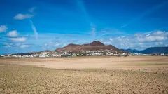 Teguise-Soo-06_LR_©-Turismo-Lanzarote-2048x1145