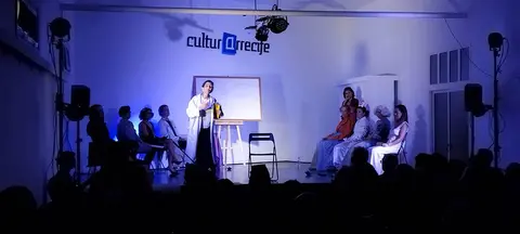 Un momento de la representación de 'Conócelas'