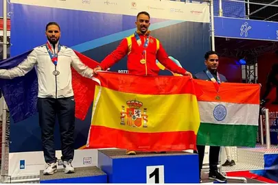 Jeremías Lasso obtuvo medalla de oro en kárate