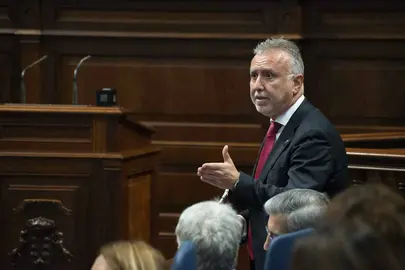 Angel Víctor Torres