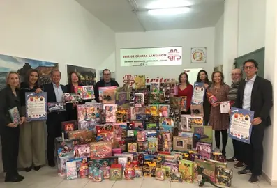 Campaña de juguetes de Asolan