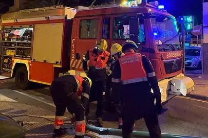 Bomberos en el accidente de traidor