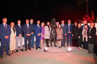 Escultura Mararía en Yaiza