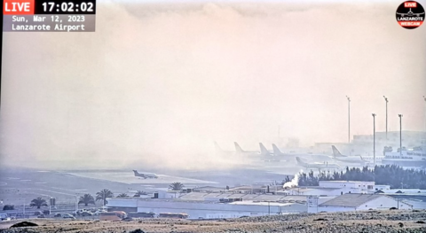 Niebla sobre el aeropuerto César Manrique-Lanzarote