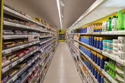 Tiene 160 metros cuadrados de sala de ventas