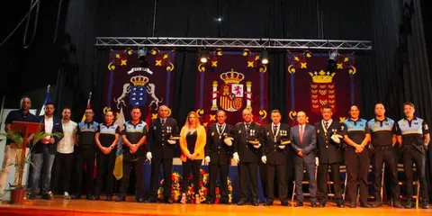 Reconocimiento policías Tinajo