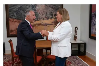 Ángel Víctor Torres y Astrid Pérez