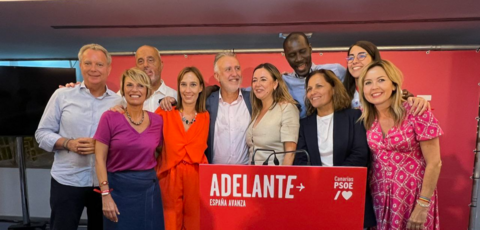 Loli Corujo en la comparecencia tras ganar las elecciones al Congreso