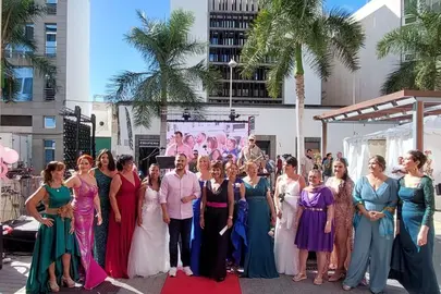 Desfile contra el cáncer de mama