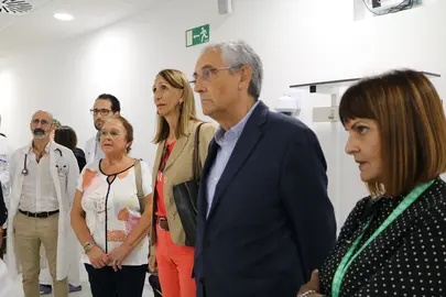 Visita a las instalaciones de la Unidad de Oncología Radioterápica.