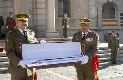 El teniente general Salom, Premio Gran Capitán.