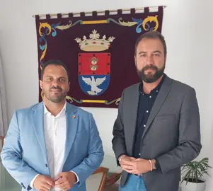 Reunión para crear zona Franca en Arrecife. El alcalde de Arrecife y el delegado para Canarias de las Zonas Francas.