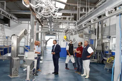Visita del Presidente al Matadero Insular. Imagen de archivo.