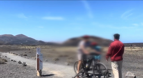 Vigilante en el Volcán de El Cuervo.
