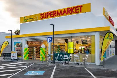 Fachada de HiperDino Express Los Pocillos.