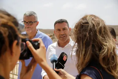 Oswaldo Betancort y Marci Acuña.