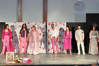 Un momento del desfile