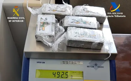 Drogas en el aeropuerto.