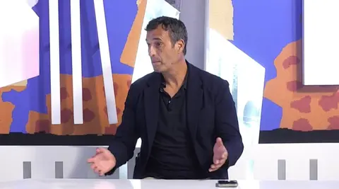 Alfredo Villalba.
