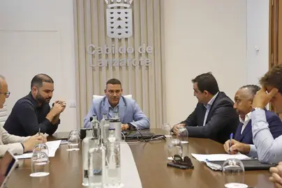 Reunión en el Cabildo