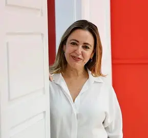 María Dolores Corujo.