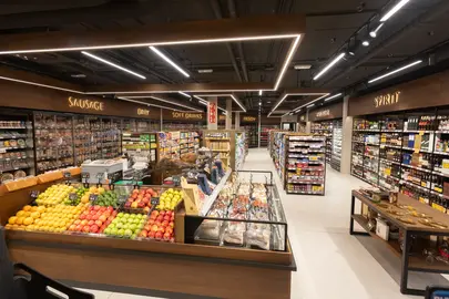 La cadena ha invertido más de 800.000 euros en esta nueva tienda.