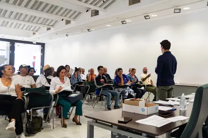 Maciot Cabrera recibe trabajadores convenio.