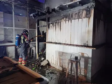 Ventorrillo de madera incendiado.