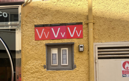 Edificio con tres viviendas vacacionales, en Arrecife.