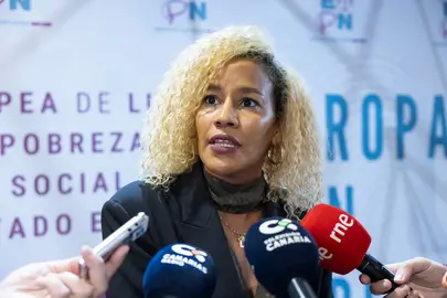 36d3cfc3222fd5cd89aac4f17179c5db52ace21dw