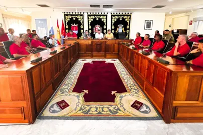 Reunión del alcalde con los taxistas