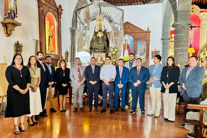 Concejales de Arrecife junto a la patrona