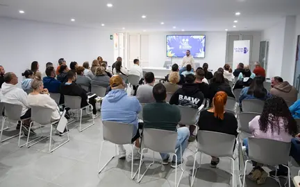 Reunión con los grupos del Carnaval (7)
