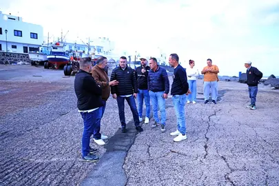 VISITA COFRADÍA DE LA SANTA (2)