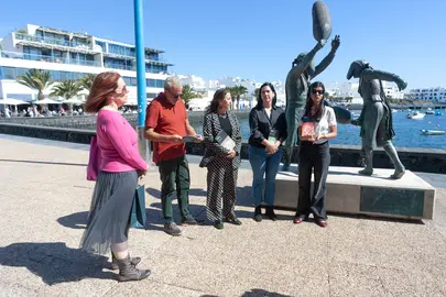 PRESENTACIÓN DE LIBRO LOS BUCHES (4)