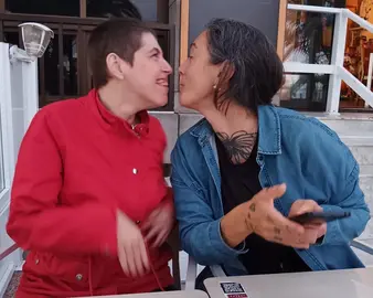 Lucía Ballesteros y su hija