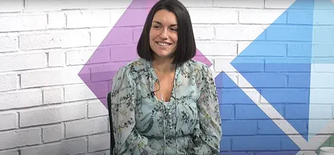 Coral Castro durante la entrevista en el Magazine de Biosfera Televisión