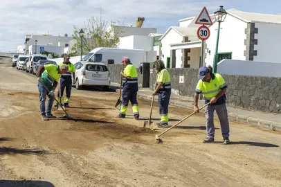 El Ayuntamiento de Teguise trabaja en la atención de la ciudadanía afectada por las intensas lluvias del fin de semana 2