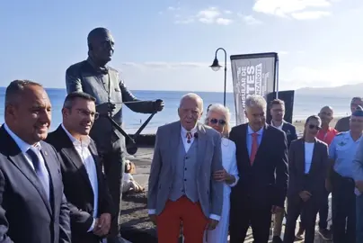 Escultura a&nbsp; Kenneth Gasque