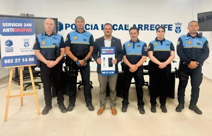 El alcalde de Arrecife Yonathan de León presenta el pionero servicio de la Policía Local para frenar las okupaciones que opera las 24 horas, todos los días del año 